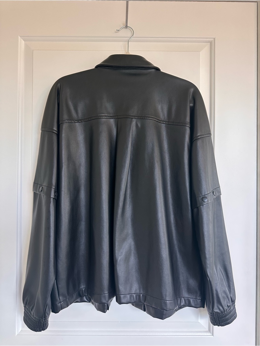 Adidas originals fake leather overshirt - Picture 2 of 8